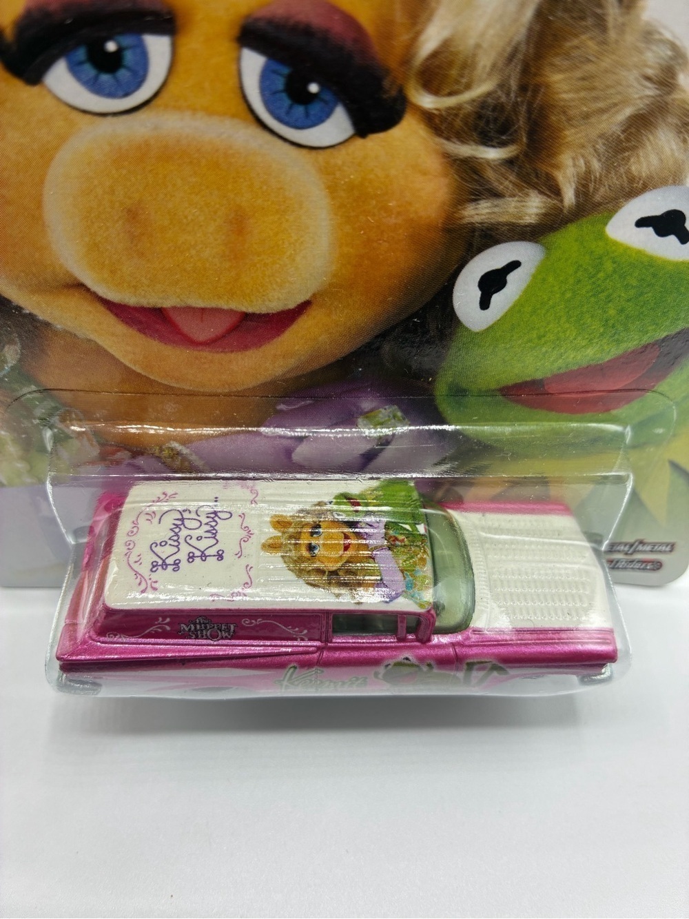 2012 Hot Wheels Premium Muppets ’59 Chevy Delivery Kermit Piggy NIP - Picture 5 of 5